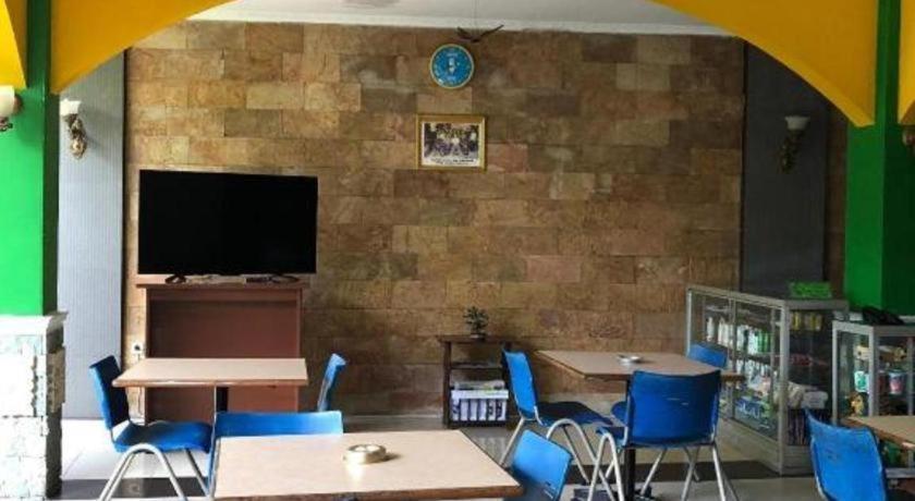 فندق قيصر تاراكان المظهر الخارجي الصورة